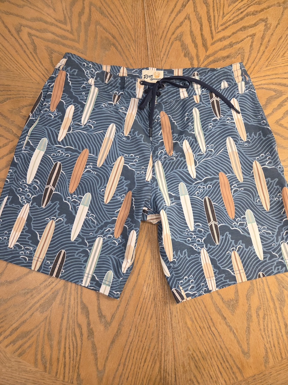 Reyn Spooner Retro Boardin Hawaiian Surf Board Shorts Size 34 Blue Wave Coastal